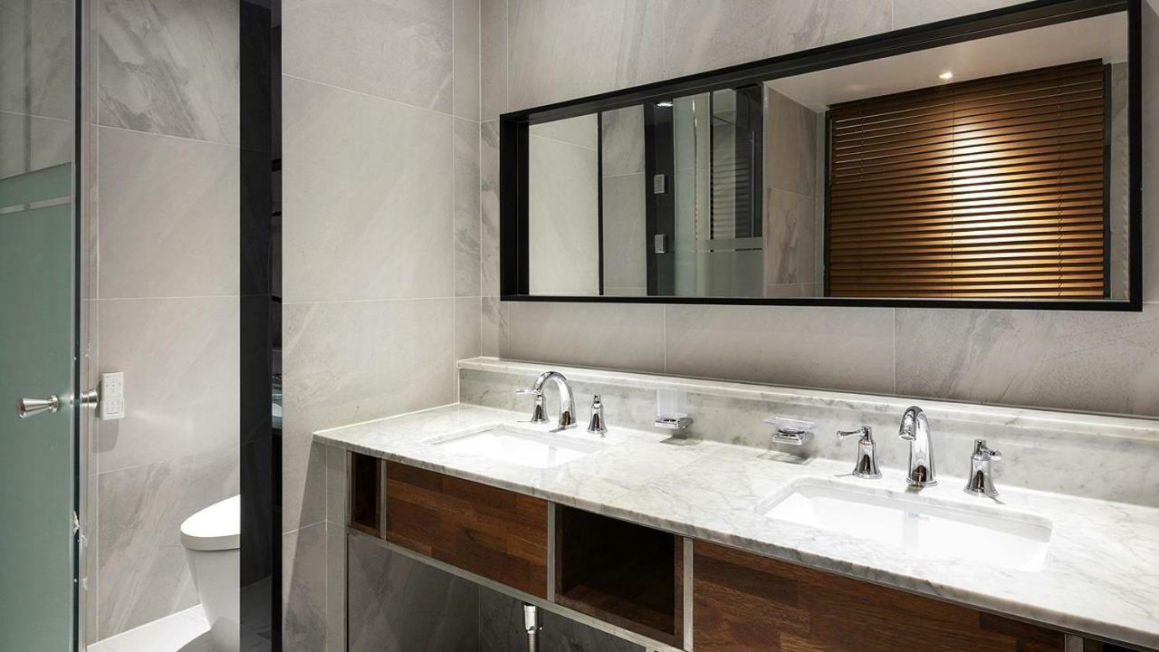 Brown-Dot Hotel Shinho Busan Bagian luar foto