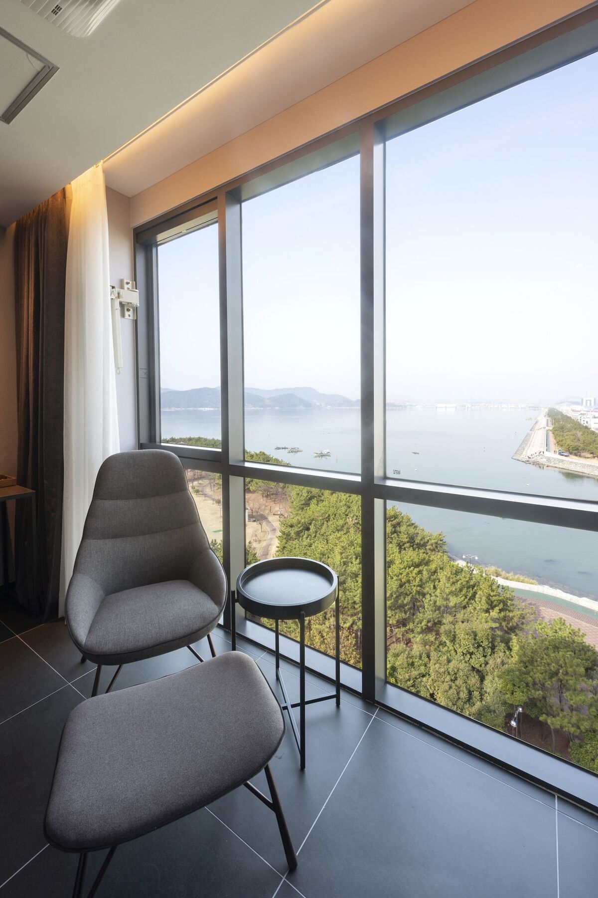 Brown-Dot Hotel Shinho Busan Bagian luar foto