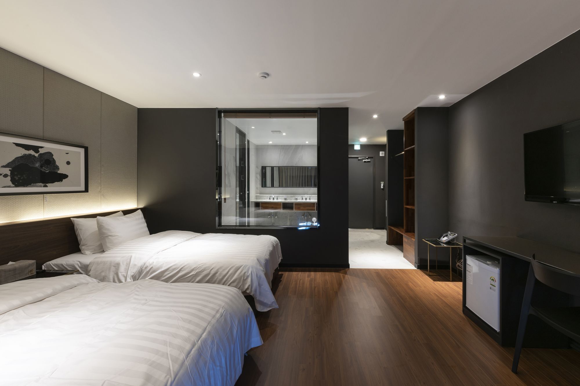 Brown-Dot Hotel Shinho Busan Bagian luar foto