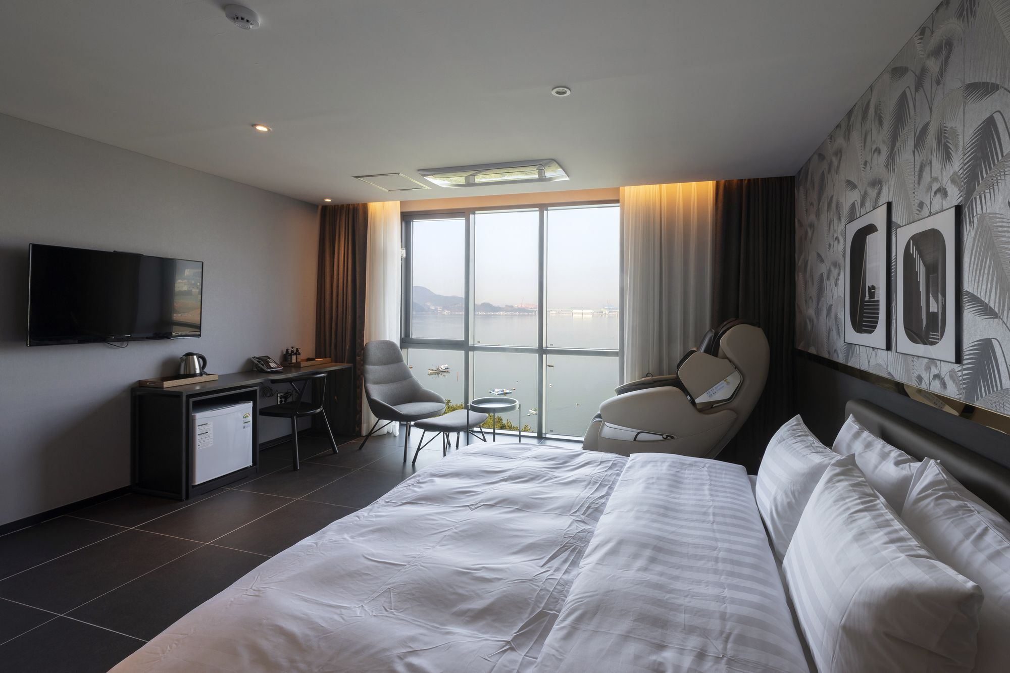 Brown-Dot Hotel Shinho Busan Bagian luar foto