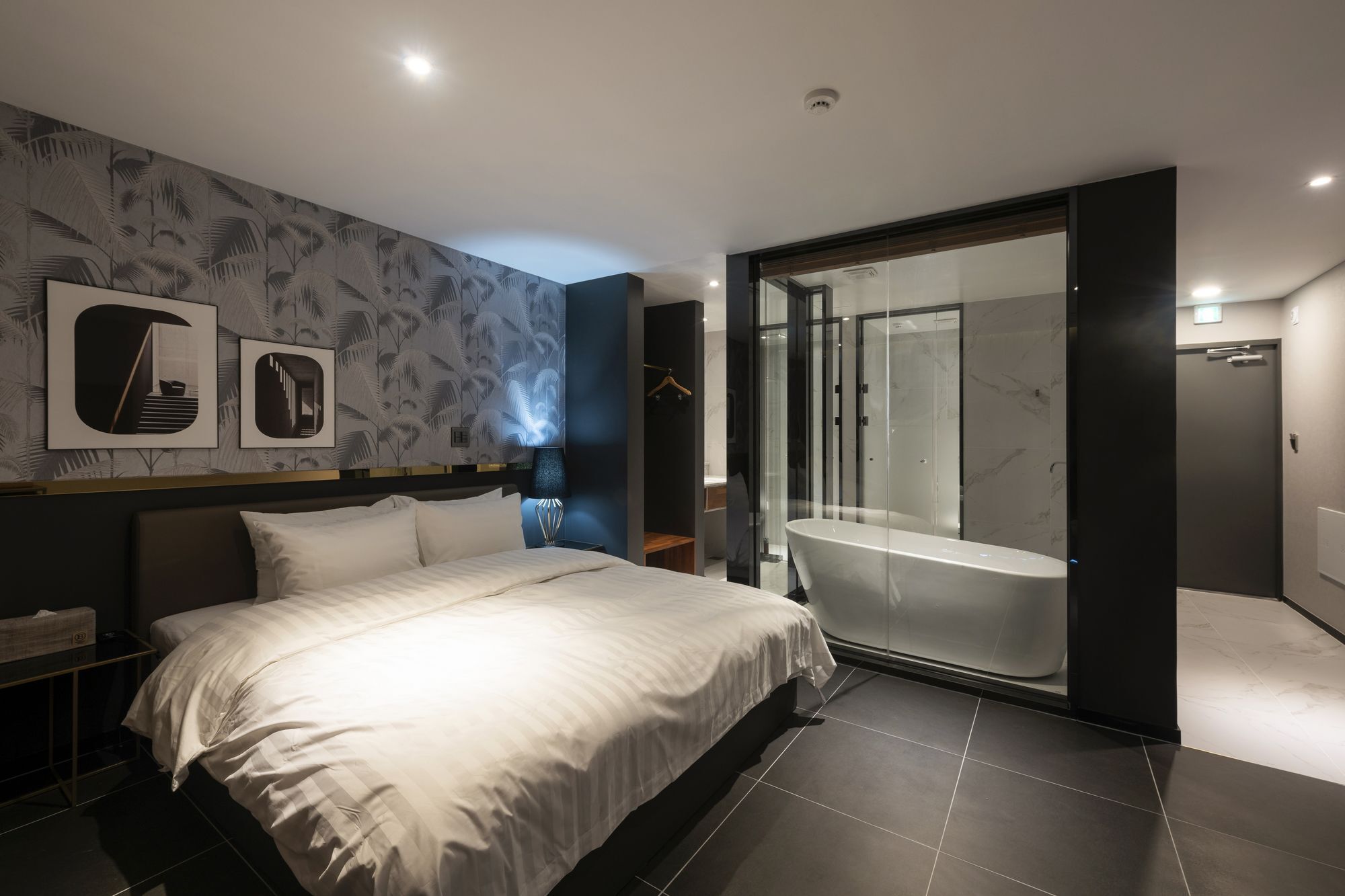 Brown-Dot Hotel Shinho Busan Bagian luar foto
