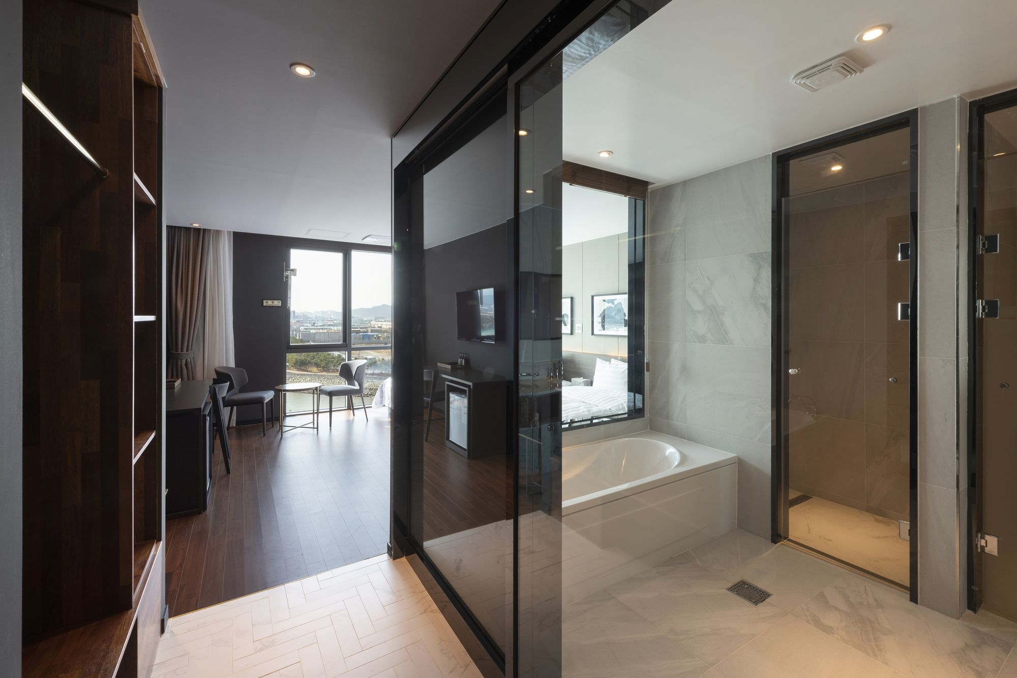Brown-Dot Hotel Shinho Busan Bagian luar foto