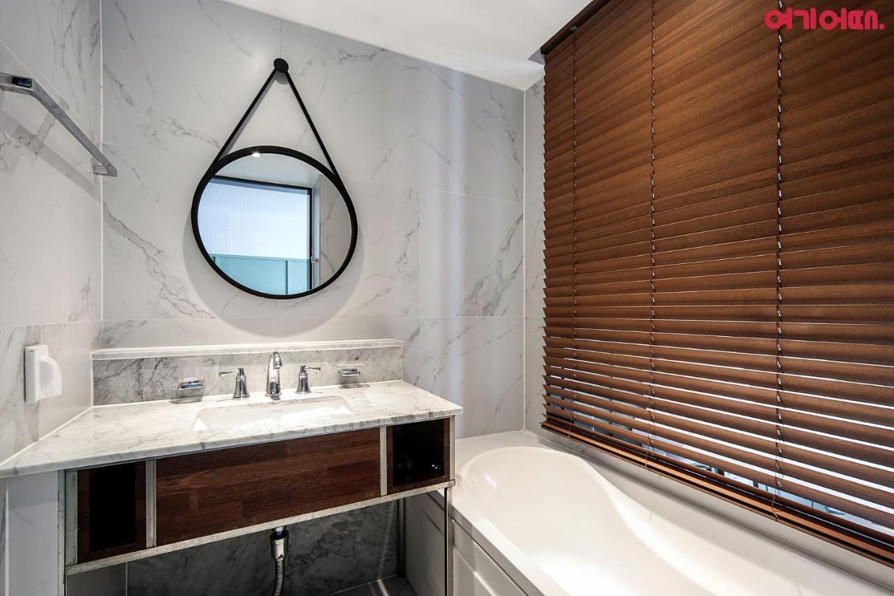 Brown-Dot Hotel Shinho Busan Bagian luar foto
